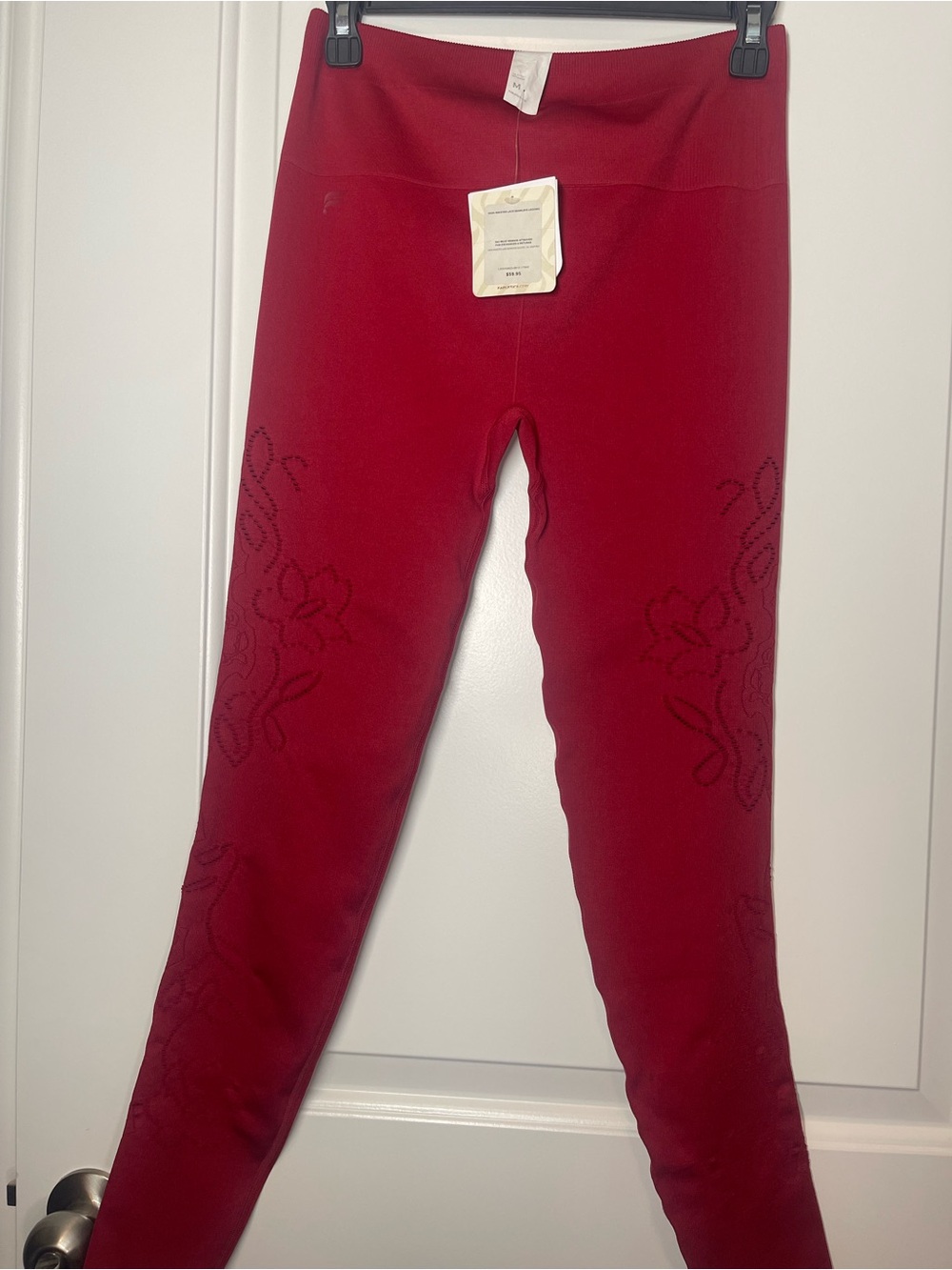 Fabletics High-Waisted Lace Seamless Leggings Deep Red NWT Size M - Picture 5 of 13